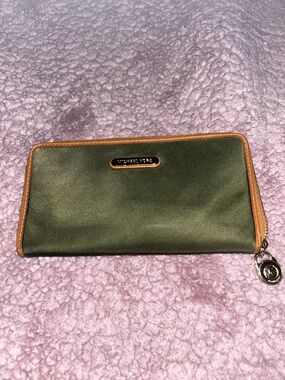 MICHAEL Michael Kors Olive Green Wallet with Tan Trim